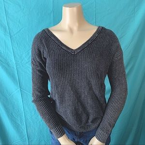 AMERICAN EAGLE AE DARK GREY VNECK KNITTED SWEATSHIRT COTTON SIZE MEDIUM